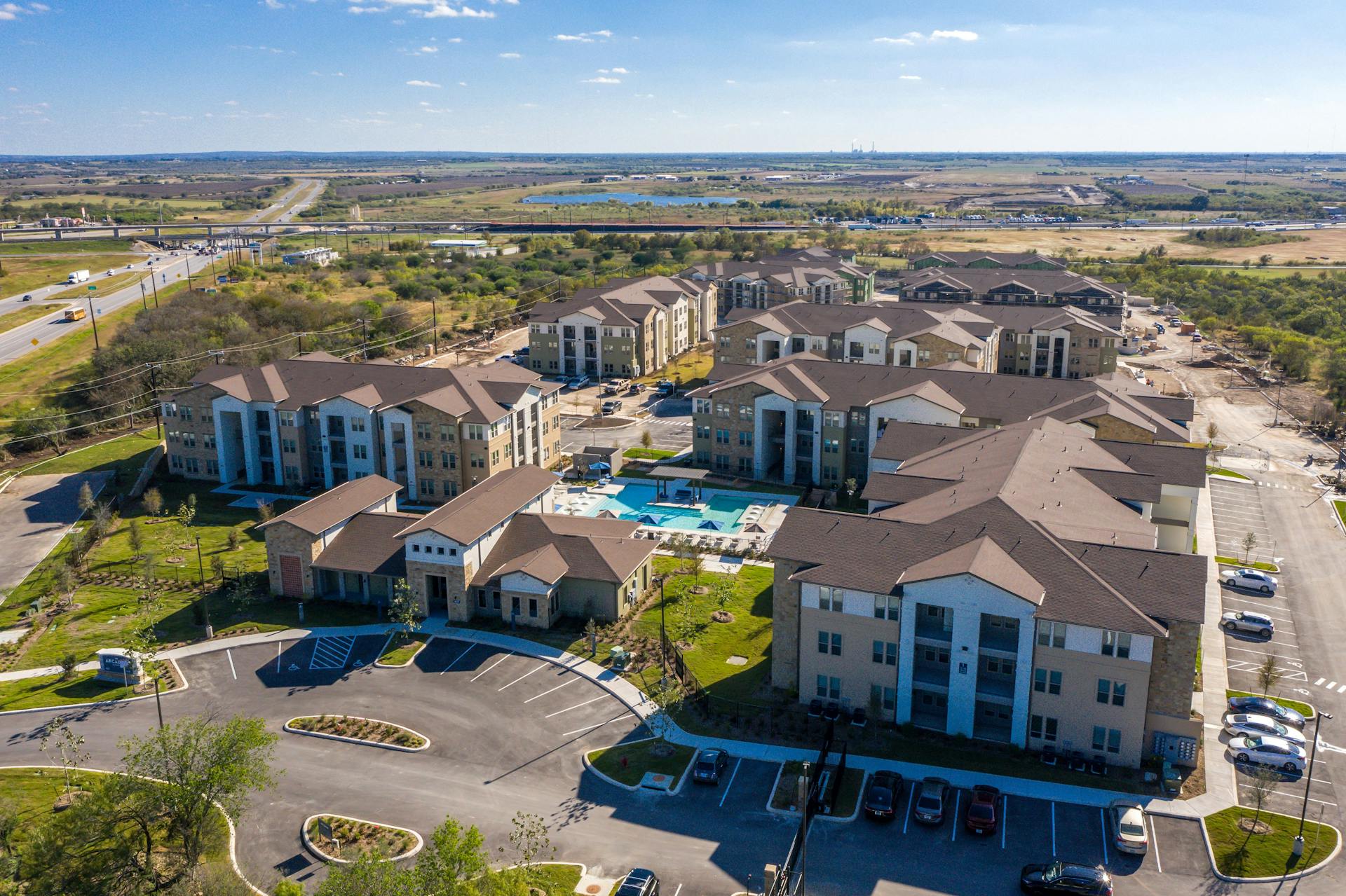 A sky view of an apartment complex
